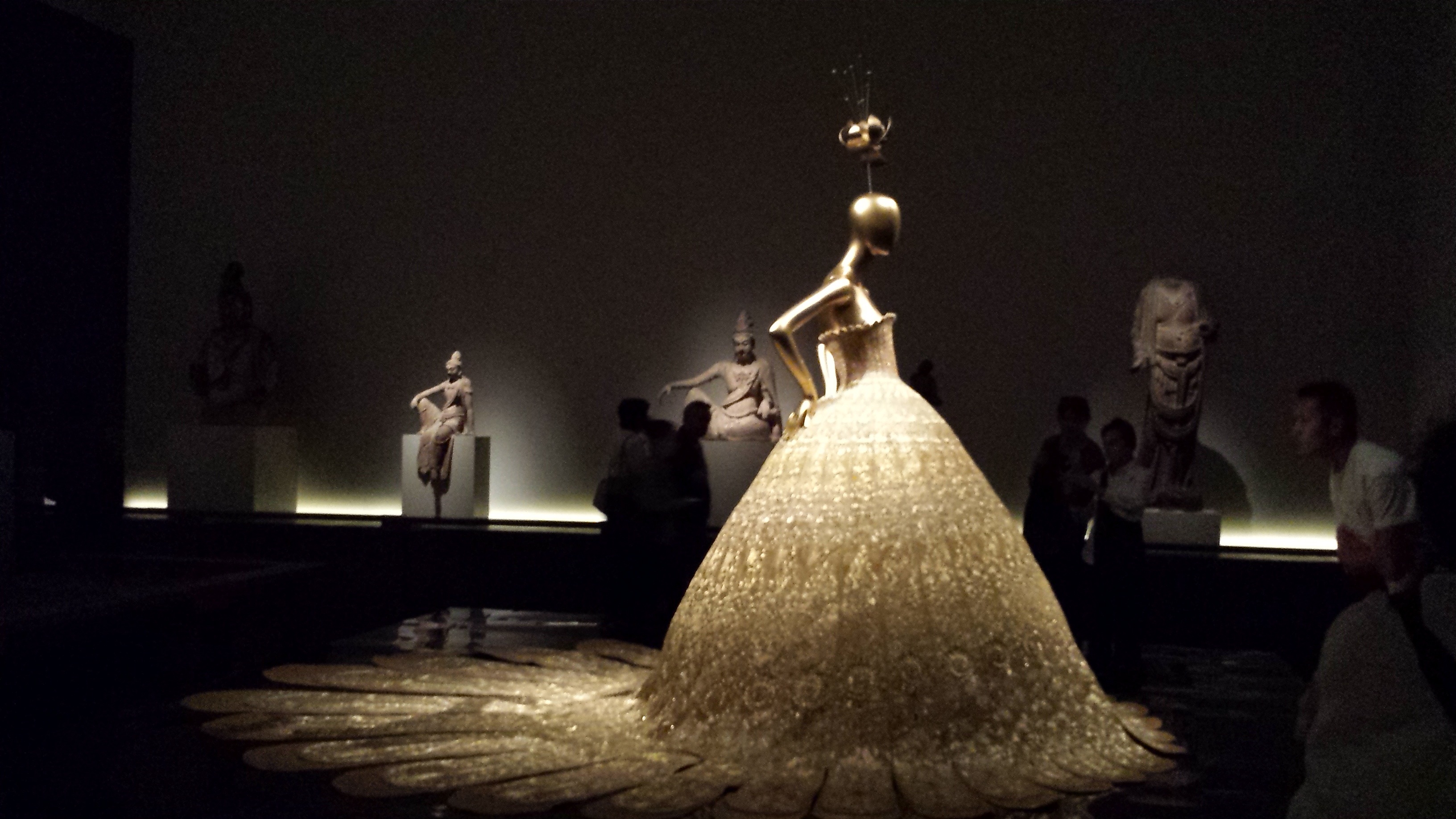 The MET China Through The Looking Glass, ©Si Jie Loo (4) The MET China Through The Looking Glass, ©Si Jie Loo (4)