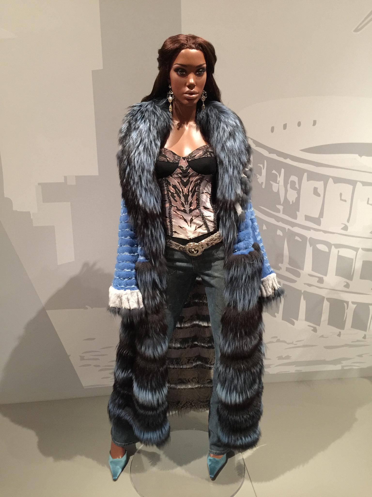 Inspiring Beauty: Fifty Years of Ebony Fashion Fair exhibit developed by the Chicago History Museum in cooperation with Johnson Publishing Company, LLC, presented by the Costume Council of the Chicago History Museum, and toured by International Arts & Artists, Washington, D.C.