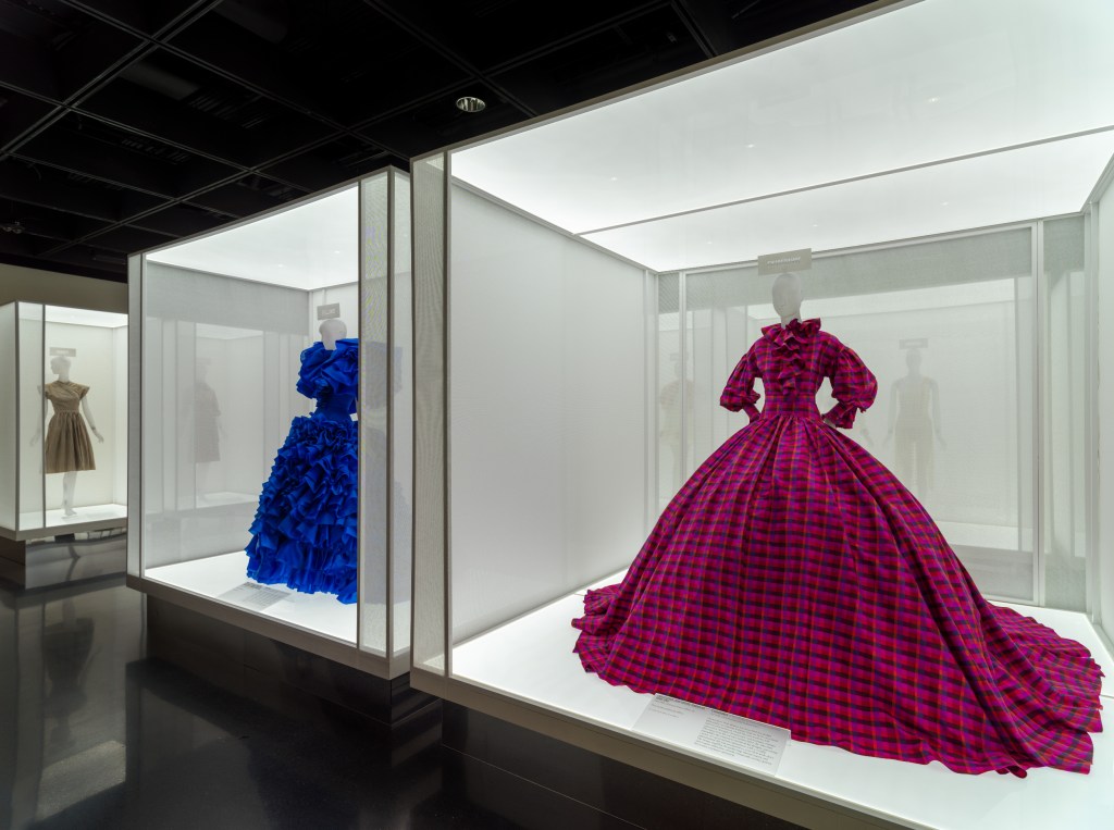 Museum Crawl: Must See Fashion Exhibits&nbsp;2021/22